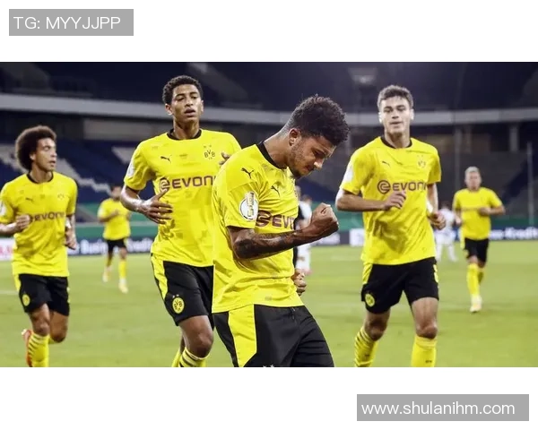 德国足球明星排名分析:星光闪耀的球员实力对比与影响力评估 德国足球明星排名分析:星光闪耀的球员实力对比与影响力评估