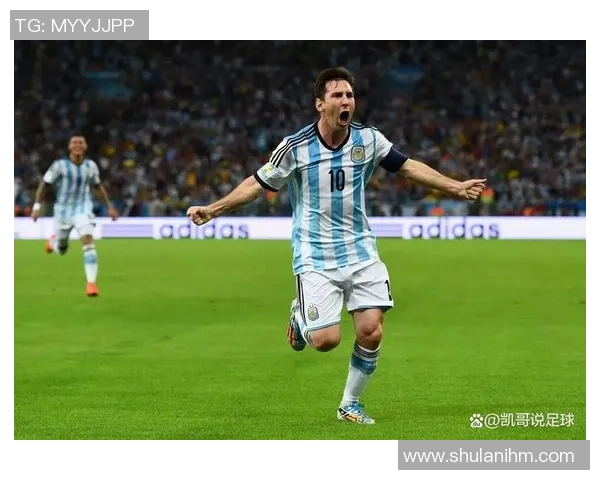 时代足球巨星风采:从贝利到梅西的传奇历程与时代影响 时代足球巨星风采:从贝利到梅西的传奇历程与时代影响