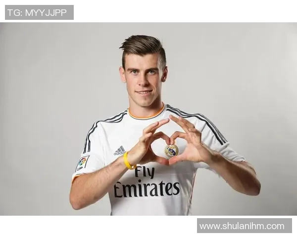 退役顶级足球球星回归赛场背后的故事与传奇人生解析 退役顶级足球球星回归赛场背后的故事与传奇人生解析